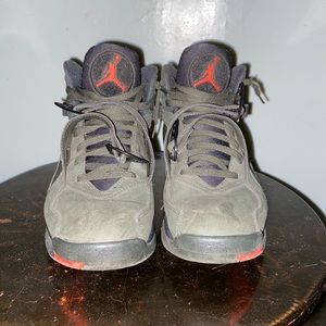 Jordan 8 “Sequoia”